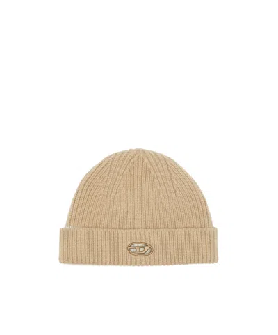 Diesel Logo-plaque Ribbed Beanie In Brown