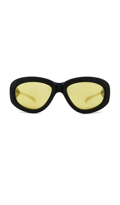 Diesel Oval Sunglasses In Black