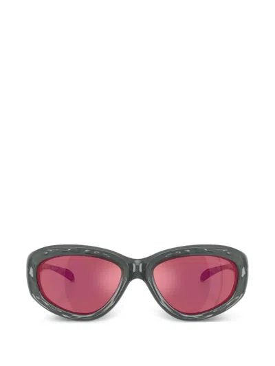 Diesel Oval-frame Cutout Sunglasses In Gray
