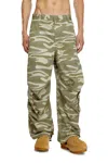 DIESEL PANTALONI CON TASCHE STAMPA CAMOUFLAGE