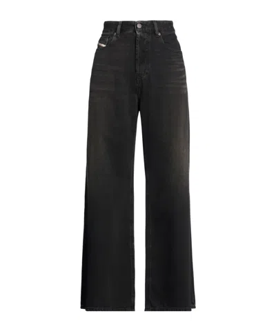 Diesel Plain Colour Straight-leg Jeans In Black