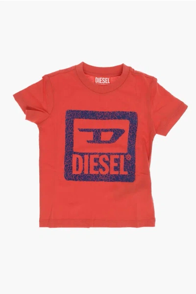 Diesel Red Tag Solid Color Tvachi T-shirt With Crackled Logo