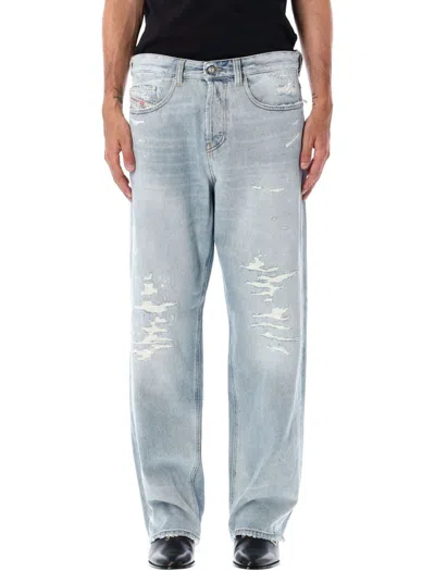 Diesel Relaxed Jeans 2001 D-macro 09m53 In Neutral
