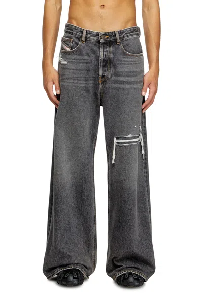 Diesel Straight Jeans In Black