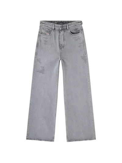 Diesel Jeans Mit Lockerem Schnitt In Gray