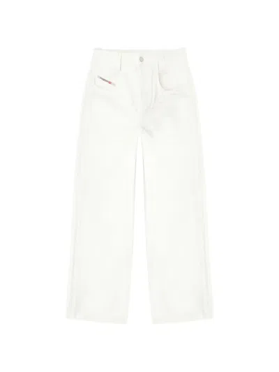 Diesel Relaxed Jeans High-waist 1982 D-hakou In White