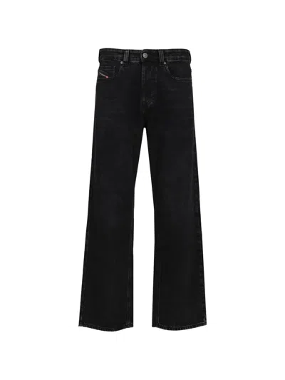 Diesel Relaxed Jeans Low Waist 2001 D-macro In Black