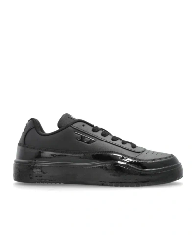 Diesel S-tracker-d Low-cut Sneakers In Black
