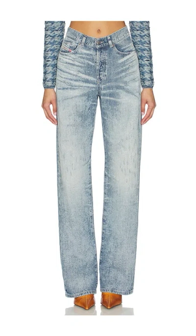 Diesel Sent Straight Leg In Blue