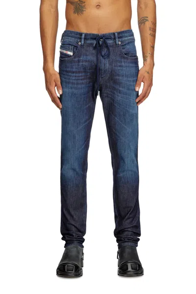 Diesel Slim 2060 D-strukt Joggjeans In Blue