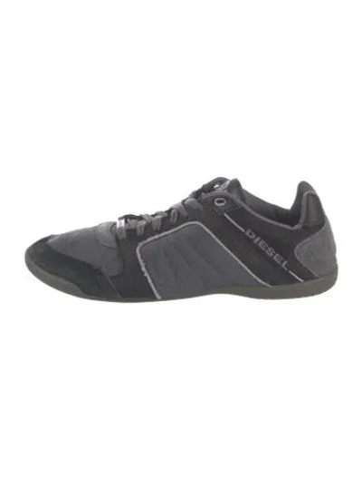 Pre-owned Diesel Sneakers In Black