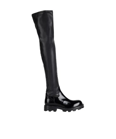 Diesel Solid Color Patent Leather Platform Boots In Black