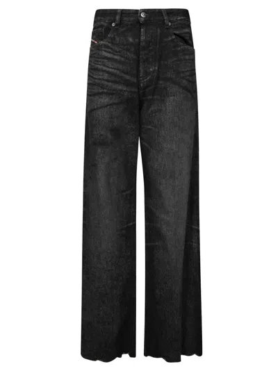 Diesel Straight-leg Pants With Tailored Fit And Minimalist Design In Black