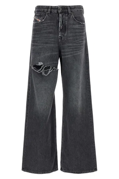 Diesel 1996 D-sire 09h58 Low-rise Flared Jeans In Black