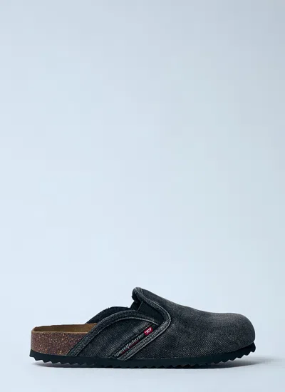 Diesel Women D-woodstock Slip-on Shoes In Black