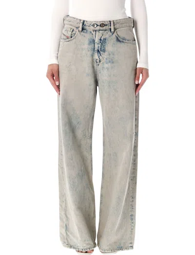 Diesel 1996 D-sire Relaxed Low Waist Jeans In Blue
