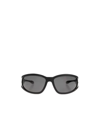 Diesel Wraparound Frame Sunglasses In Black