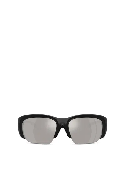 Diesel Wrap-around Shape Sunglasses In Black