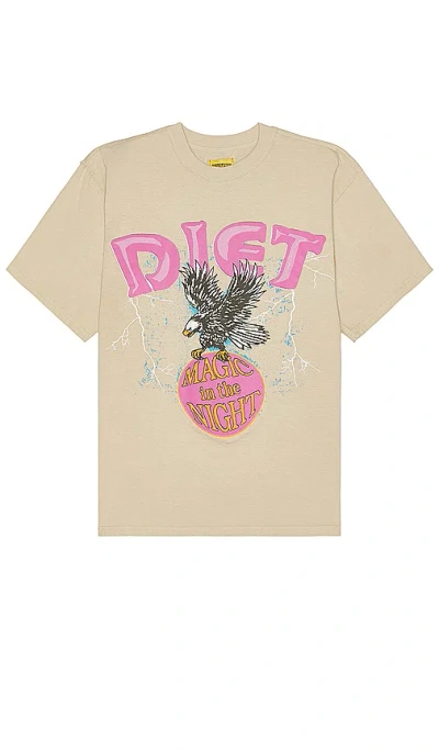 Diet Starts Monday Magic Tee In 棕黄色