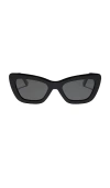Diff Eyewear Adriana Sunglasses In Black