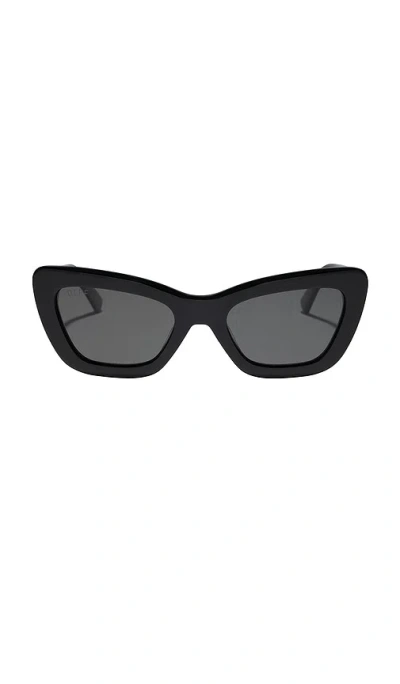Diff Eyewear Adriana Sunglasses In Black