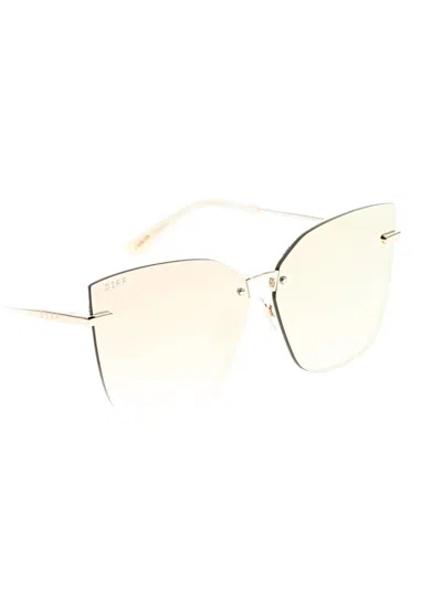 Pre-owned Diff Sunglasses In Ivory