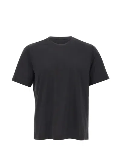 Diktat Short-sleeve Crew-neck T-shirt In Black