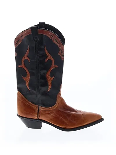 Pre-owned Dingo Boots In Brown