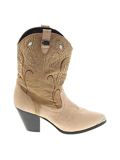 Pre-owned Dingo Boots In White