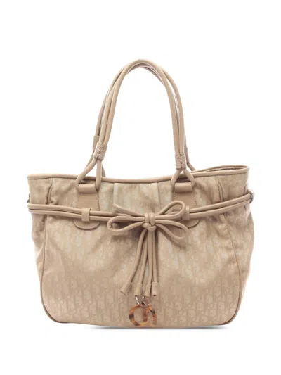 Pre-owned Dior 2000-2026 Issimo Trotter Canvas Bow Tote Bag In Neutrals