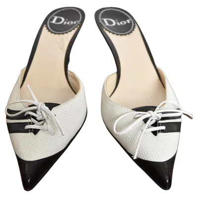 Pre-owned Dior 2004 Christian  Galliano D'trick White Leather Pointed Sporty Kitten Heels