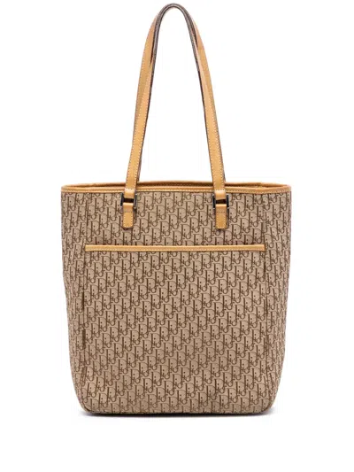 Pre-owned Dior 2004 Issimo Trotter Canvas Tote Bag In Neutral