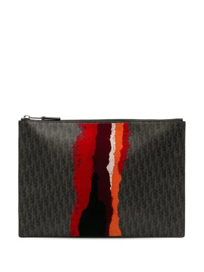 Pre-owned Dior 2016 Issimo Trotter Coated Canvas Painted Clutch Bag In Black
