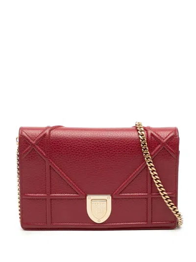 Pre-owned Dior 2017 Grained Calfskin Ama Wallet On Chain Crossbody Bag In Red