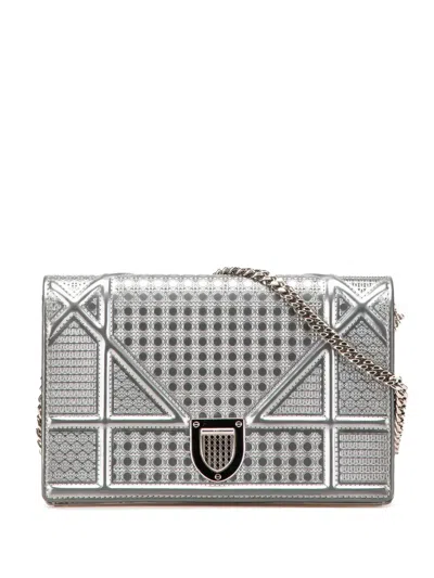 Pre-owned Dior 2017 Metallic Patent Microcannage Ama Wallet On Chain Crossbody Bag In Silver