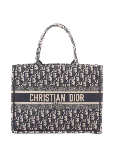 Pre-owned Dior 2018 Medium Oblique Embroidered Canvas Book Tote Bag In Blue