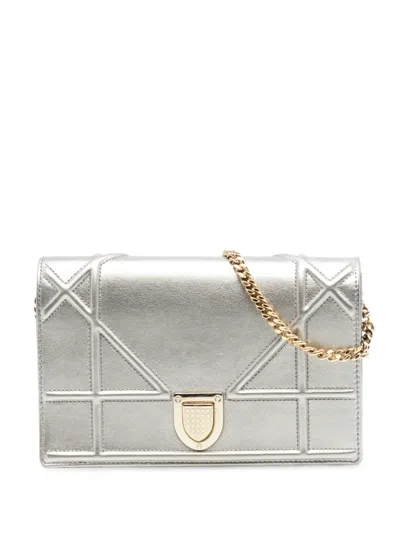 Pre-owned Dior 2018 Metallic Calfskin Ama Wallet On Chain Crossbody Bag In Silver