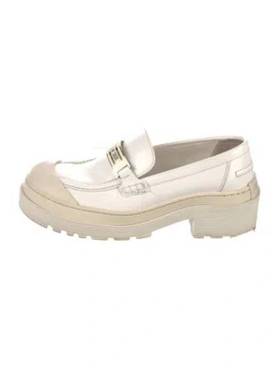 Pre-owned Dior 2022 Leather Loafers In White