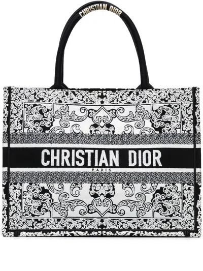 Pre-owned Dior 2022 Medium Embroidered Book Tote Bag In White