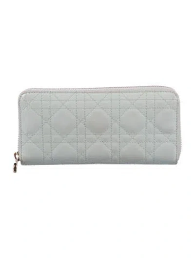 Pre-owned Dior 2023 Voyageur Continental Wallet In Gray
