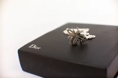 Pre-owned Dior 3d Bee Necklace In Silver