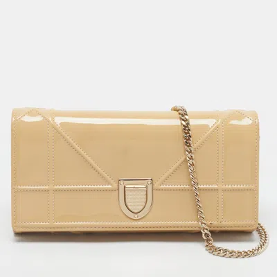 Pre-owned Dior Ama Cream Patent Leather Wallet On Chain