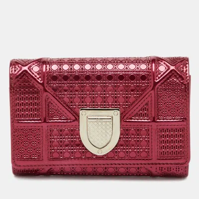 Pre-owned Dior Ama Trifold Wallet In Red