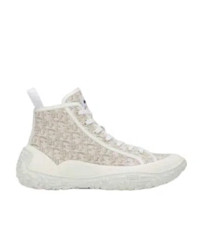 Dior B28 Casual Sneakers In White