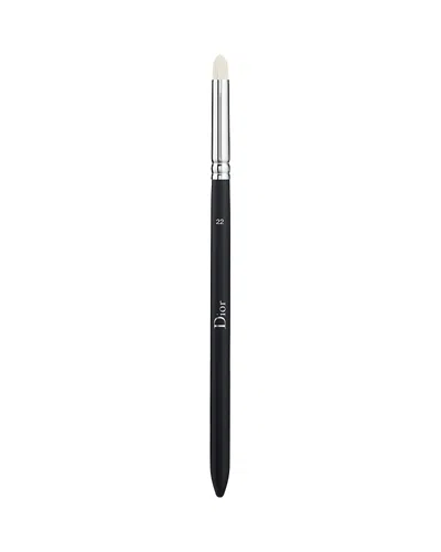 Dior Backstage Precision Eyeshadow Blending Brush N22