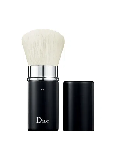 Dior Backstage Retractable Kabuki Brush N17