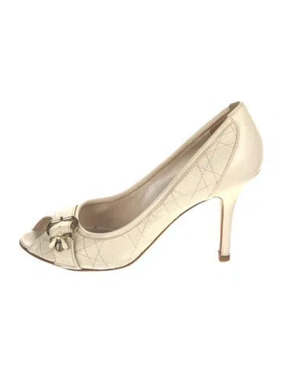 Pre-owned Dior Bee Accent Leather Pumps In Neutral