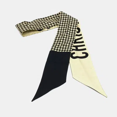 Pre-owned Dior Beige/black 30 Montaigne Silk Mitzah Scarf With Houndstooth Pattern In Sand