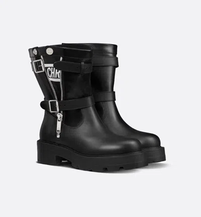 Dior Zippered Short Boots In Black