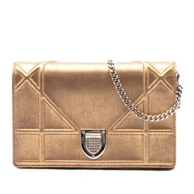 Pre-owned Dior Calf Leather Metallic Calfskin Ama Wallet On Chain In Gold